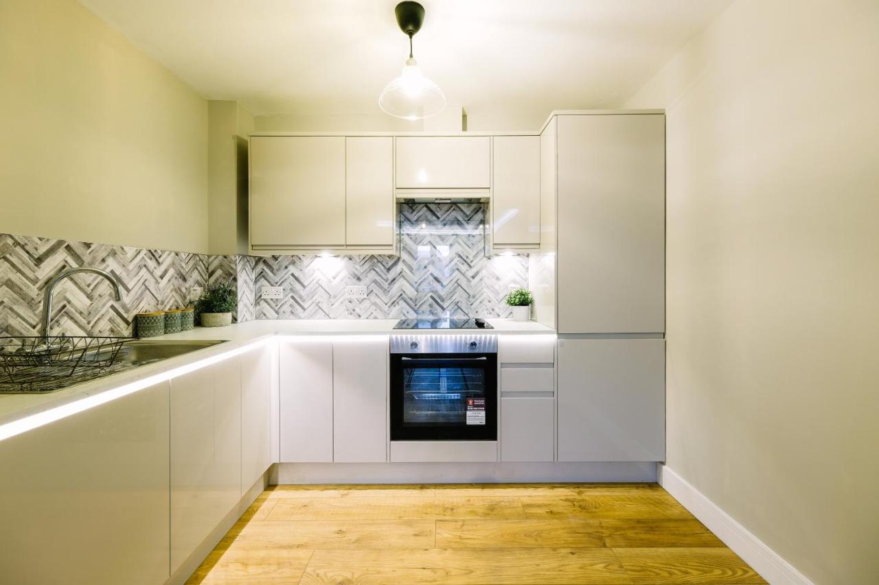 One Bedroom In Gloucester Road North * Bristol